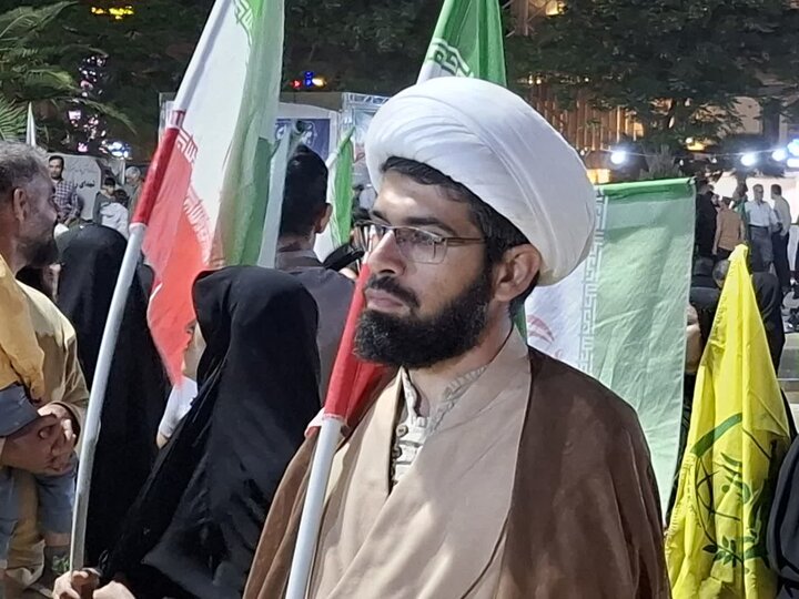 تصاویر / پنجاه و پمجمین شب حضور شبانه مردم کاشان در میدان امام خامنه ای (ره*