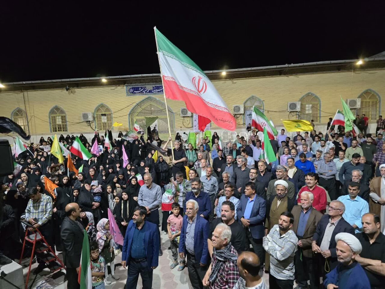 تصاویر/ موج ۵۴ اجتماع مردمی سفیدشهر در لبیک به ندای رهبر معظم انقلاب اسلامی