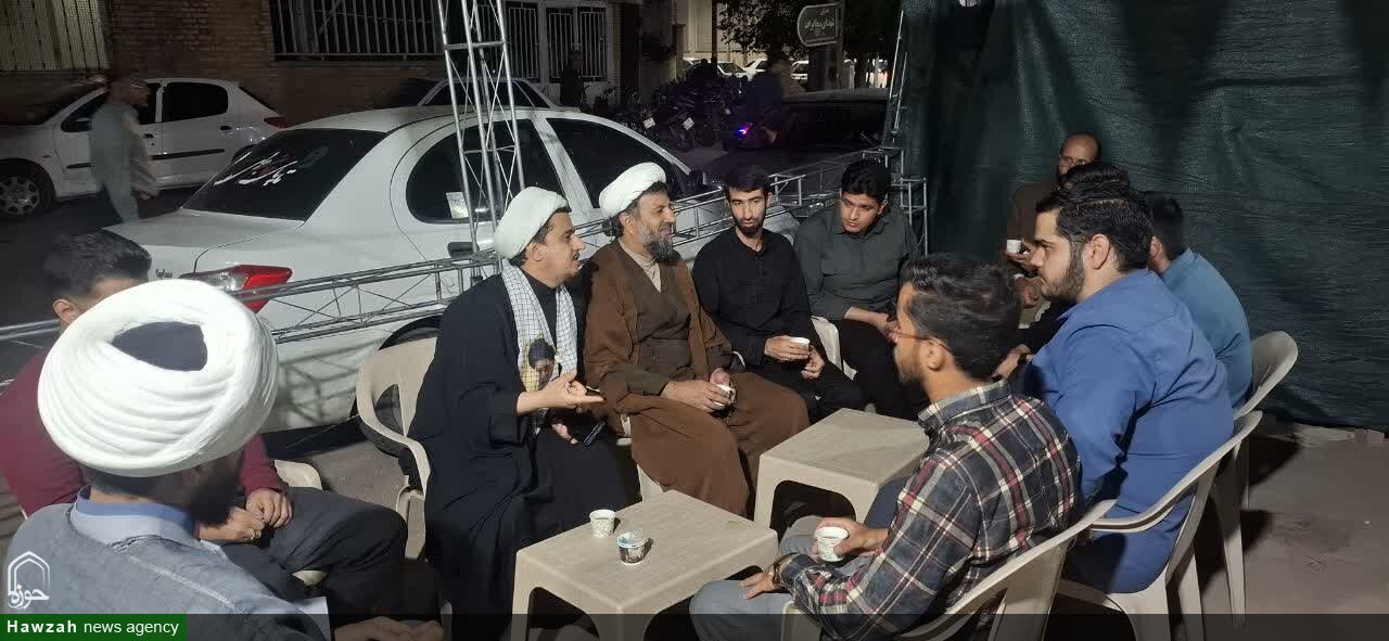تصاویر/ موکب طلاب مدرسه علمیه حعفریه زرند در شب پنجاه و چهارم