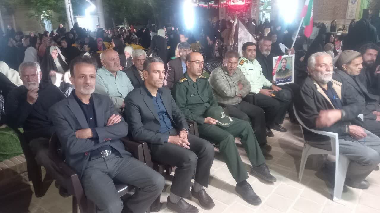 ملت حاضر در میدان هرگز تسلیم دشمن نخواهد شد+عکس