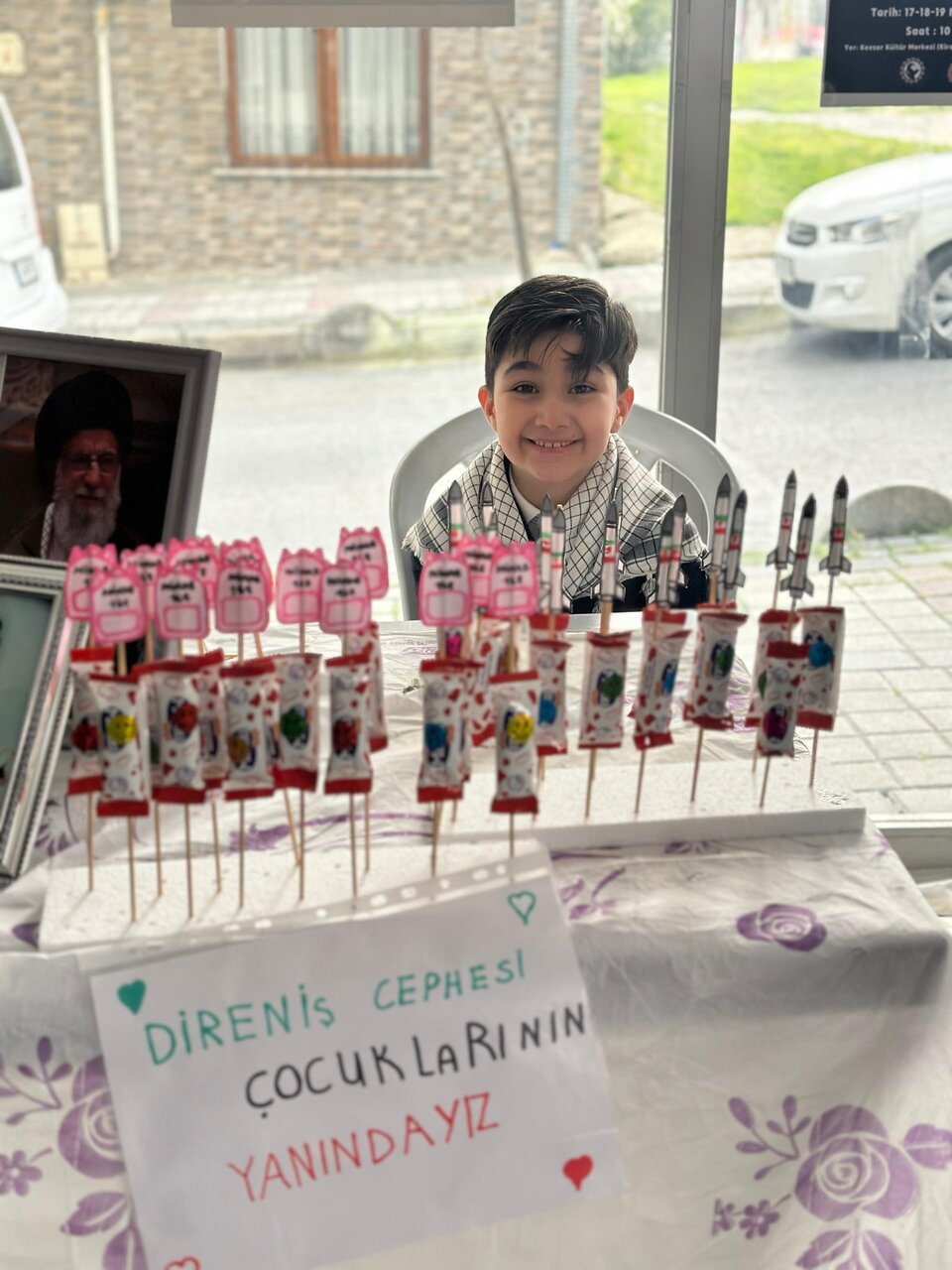 Kevser Kadın Kolları'ndan İran ile Dayanışma Kermesi / Kadın Kolları Başkanı: İran Milletinin Sabır ve Direnişi Bizi Derinden Etkiliyor