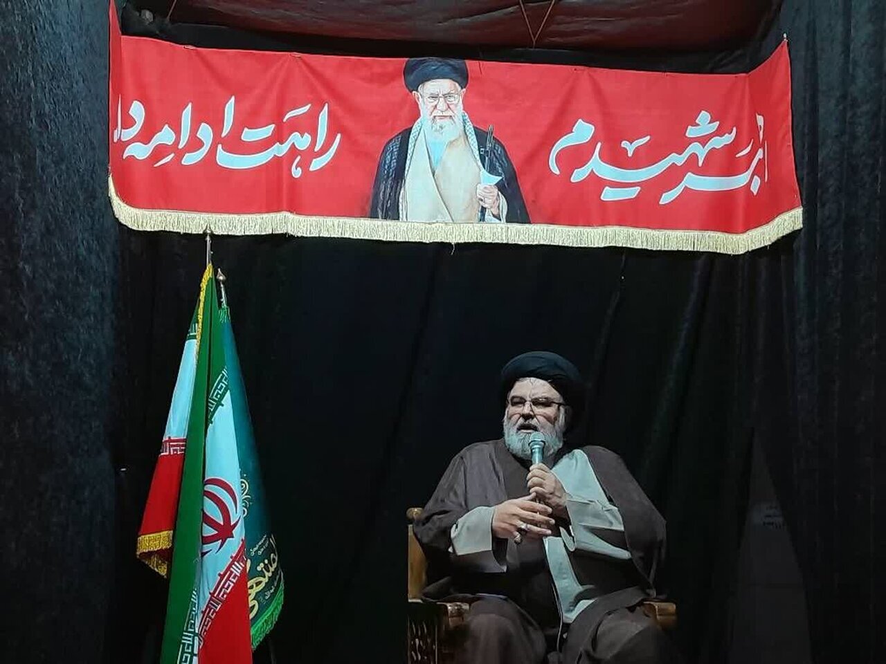 پیوستگی با ولایت الهی، اتحاد مقدس و بصیرت عوامل اصلی پیروزی‌ ملت ایران است