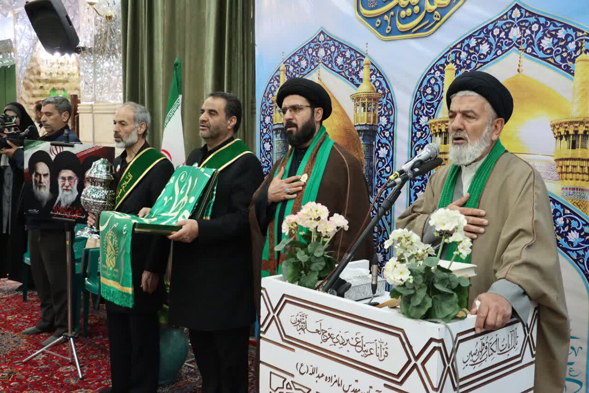 فیلم|  دستان مهربان خادمان کریمه(س) در بارگاه امامزاده عبدالله همدان