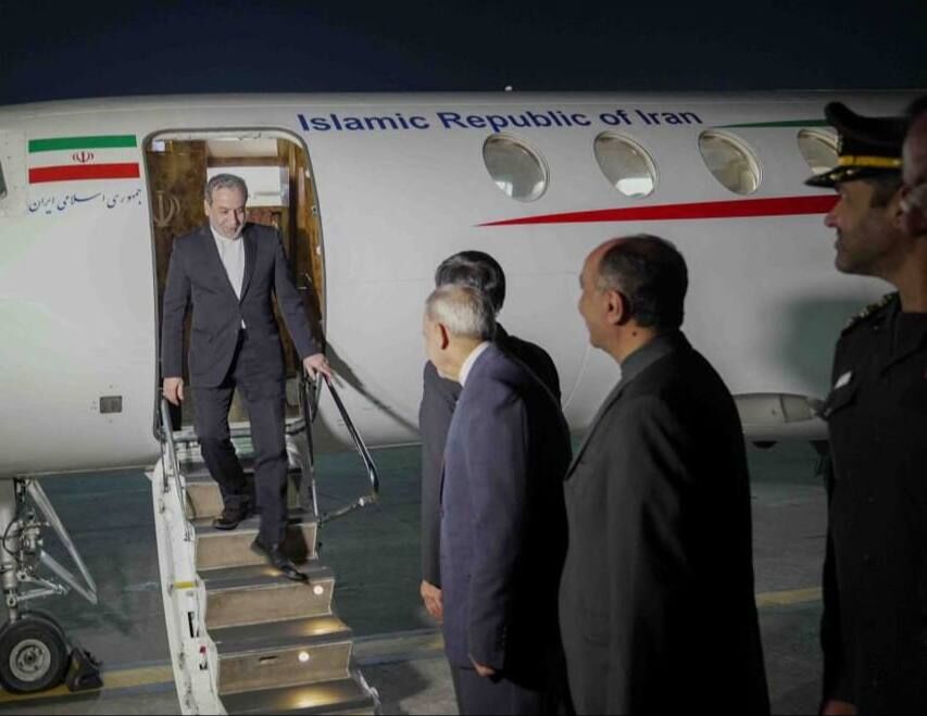 الوفد الإيراني سيناقش التطورات الإقليمية مع القيادة الباكستانية في إسلام آباد