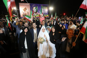 تصاویر / پنجاه و پنجمین شب تجمع مردم انقلابی اصفهان در خیابان‌ها و میدان‌های شهر