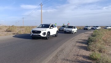 فیلم| کاروان باشکوه اقتدار به یاد شهدای جنگ رمضان در روستای محمدآباد یزد