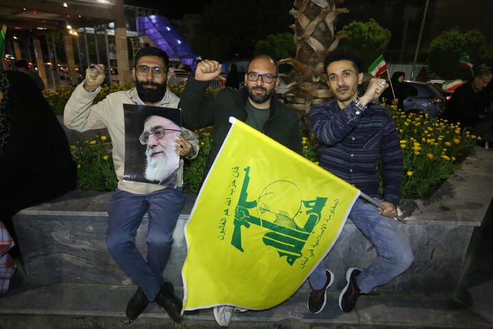 تصاویر / پنجاه و پنجمین شب تجمع مردم انقلابی اصفهان در خیابان‌ها و میدان‌های شهر