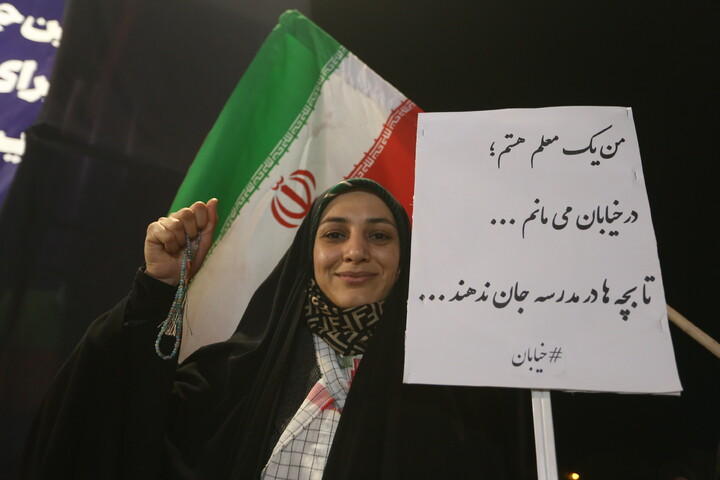 تصاویر / پنجاه و پنجمین شب تجمع مردم انقلابی اصفهان در خیابان‌ها و میدان‌های شهر