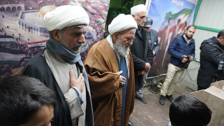 تصاویر/ پنجاه و پنجمین شب تجمع مردمی در حمایت از نظام و نیروهای مسلح در چالدران