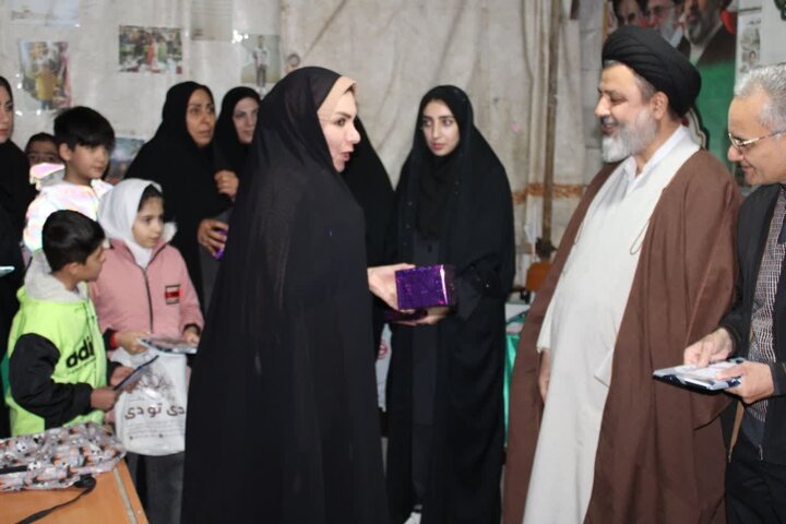تصاویر/ ازبرگزاری موکب قرآنی، فرهنگی ،مذهبی و آموزشی دانش‌آموزی در ماکو با محوریت «مدرسه  در میدان»
