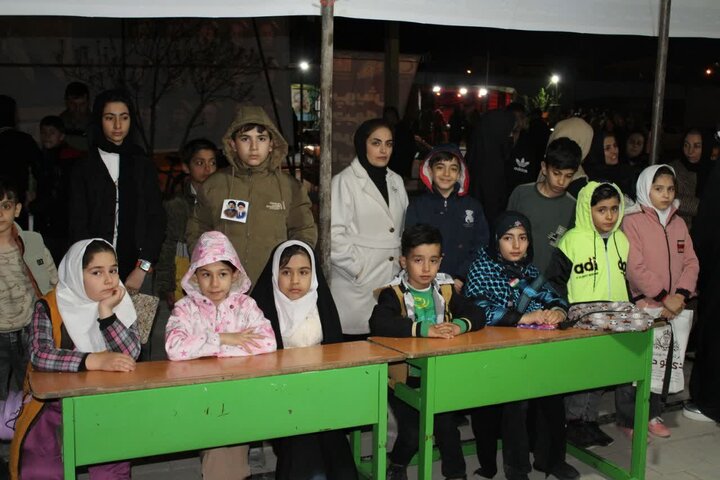 تصاویر/ ازبرگزاری موکب قرآنی، فرهنگی ،مذهبی و آموزشی دانش‌آموزی در ماکو با محوریت «مدرسه  در میدان»