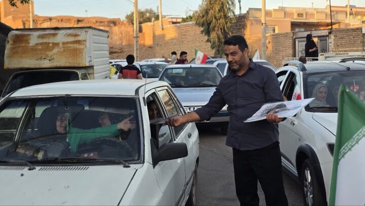 تصاویر/ حماسه‌ی باشکوه موتورسواران هیأت رزمندگان اسلام حسین‌آباد‌کویر دردفاع از وطن