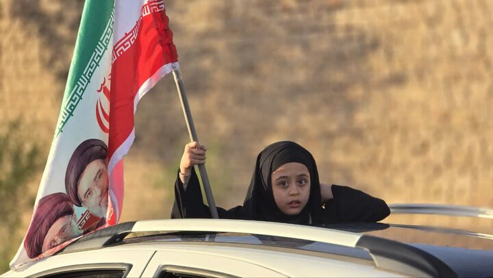تصاویر/ حماسه‌ی باشکوه موتورسواران هیأت رزمندگان اسلام حسین‌آباد‌کویر دردفاع از وطن