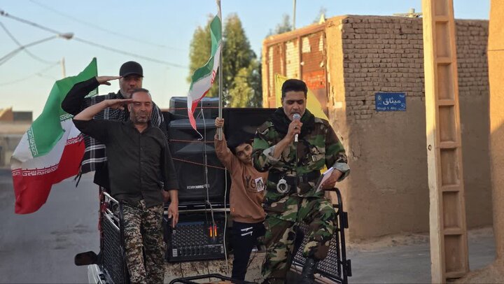 تصاویر/ حماسه‌ی باشکوه موتورسواران هیأت رزمندگان اسلام حسین‌آباد‌کویر دردفاع از وطن