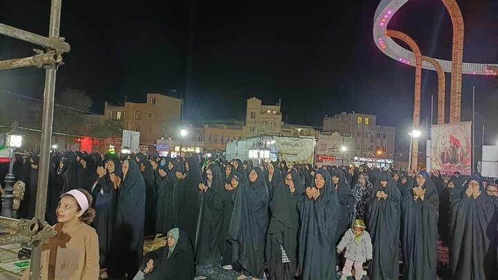 تصاویر/اقامه نماز استغاثه به امام زمان (عج)در زرندیه