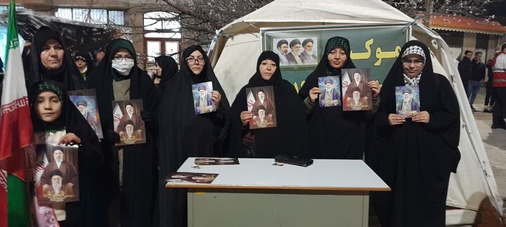 تصاویر /  برپایی موکب «تبیین با نور» در هشترود؛ پایگاهی برای جهاد تبیین و گفت‌وگوی فرهنگی