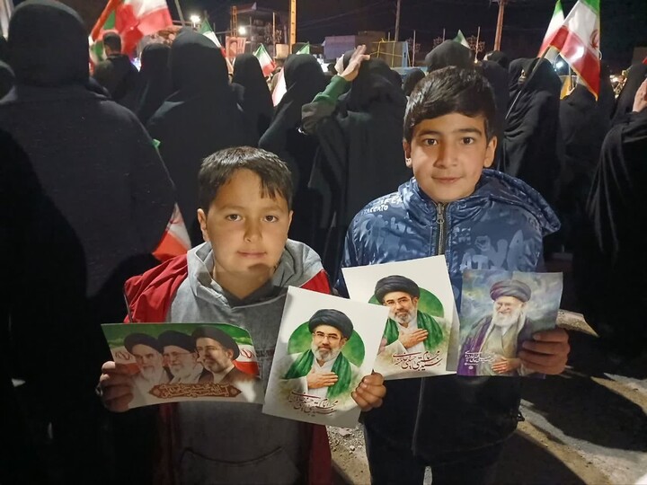 تصاویر /  برپایی موکب «تبیین با نور» در هشترود؛ پایگاهی برای جهاد تبیین و گفت‌وگوی فرهنگی