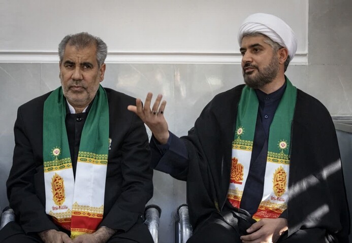 تصاویر/ دیدار خادمان امام رضا(ع) با قهرمانان آتش