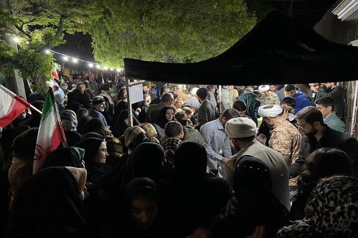 تصاویر/ موکب حوزوی طلاب و روحانیون بسیجی کرمانشاه در اجتماع «نحن منتقمون»