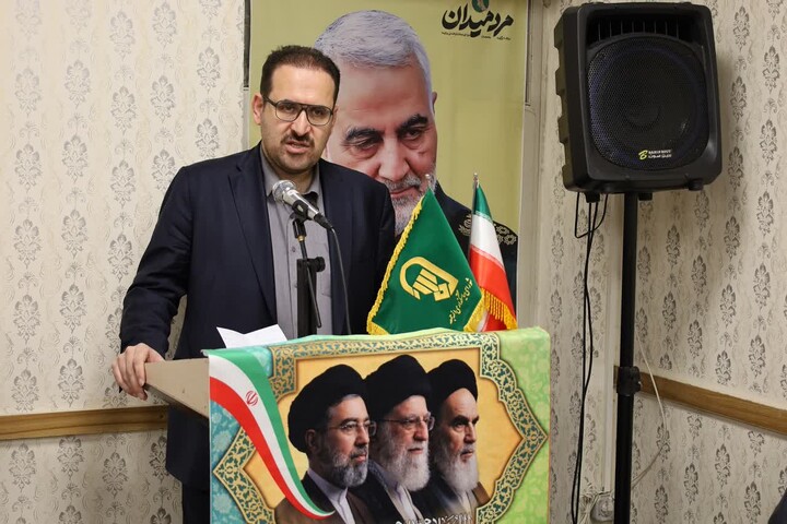 تصاویر/ دیدار اعضای شورای کار و تعاون  و تجلیل از خانواده شهید مصطفی تمثیلی توسط آیت الله موسوی اصفهانی