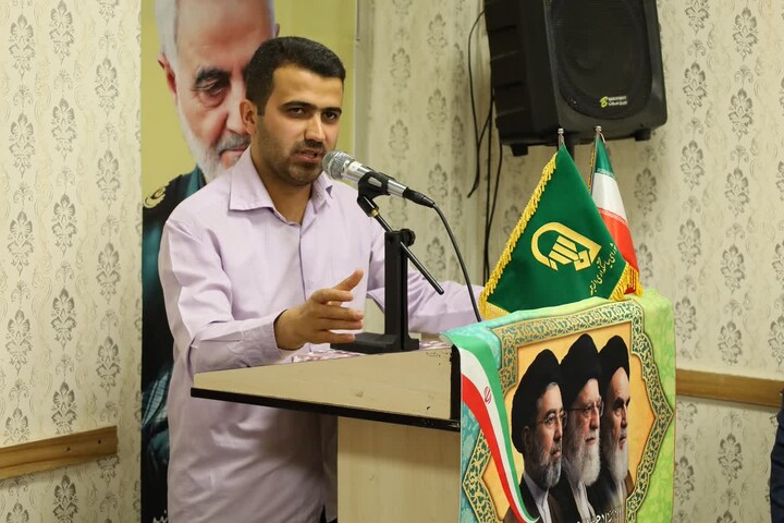 تصاویر/ دیدار اعضای شورای کار و تعاون  و تجلیل از خانواده شهید مصطفی تمثیلی توسط آیت الله موسوی اصفهانی