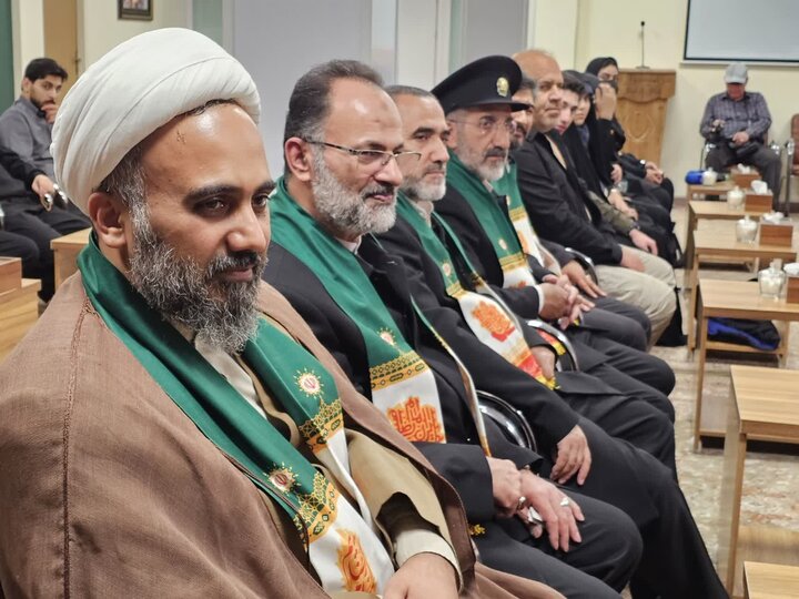 تصاویر/ دیدار خادمان بارگاه رضوی با نماینده ولی‌فقیه در کردستان