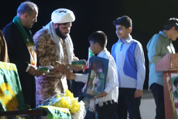 تصاویر/ حضور خادمان امام رضا(ع) در شهر کاکی