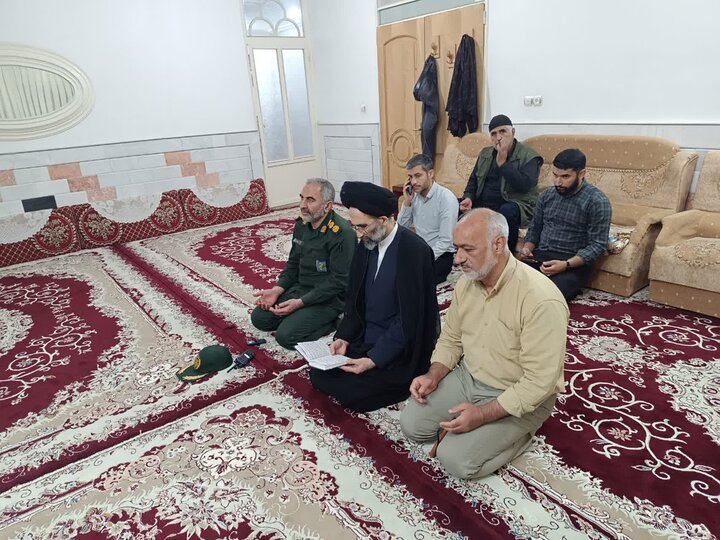 تصاویر/ دیدار نماینده ولی فقیه درکاشان با خاناده شهداء وجانبازان جنگ رمضان سفیدشهر ویزدل