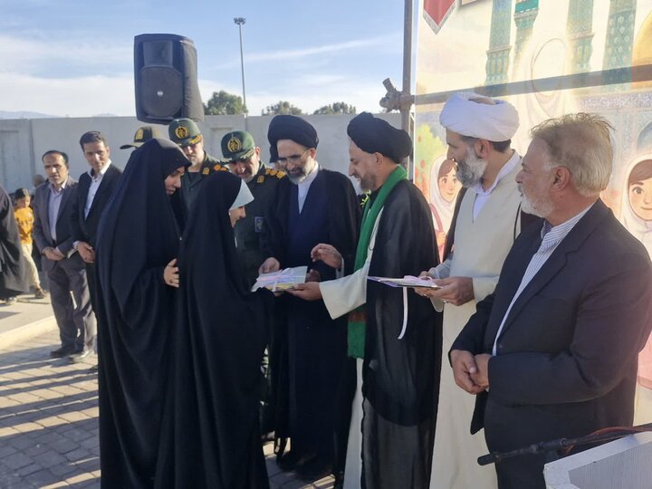 تصاویر/ دیدار نماینده ولی فقیه درکاشان با خاناده شهداء وجانبازان جنگ رمضان سفیدشهر ویزدل