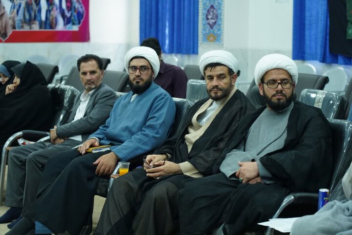 تصاویر/جلسه استانی شورای همکاری حوزه علمیه و آموزش و پرورش لرستان