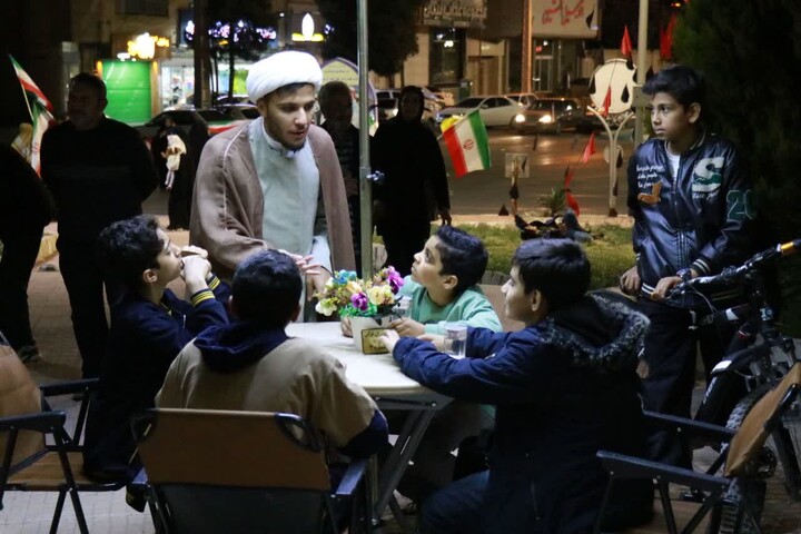 تصاویر/ کافه رستوران قرآنی در میدان پرواز کرمان