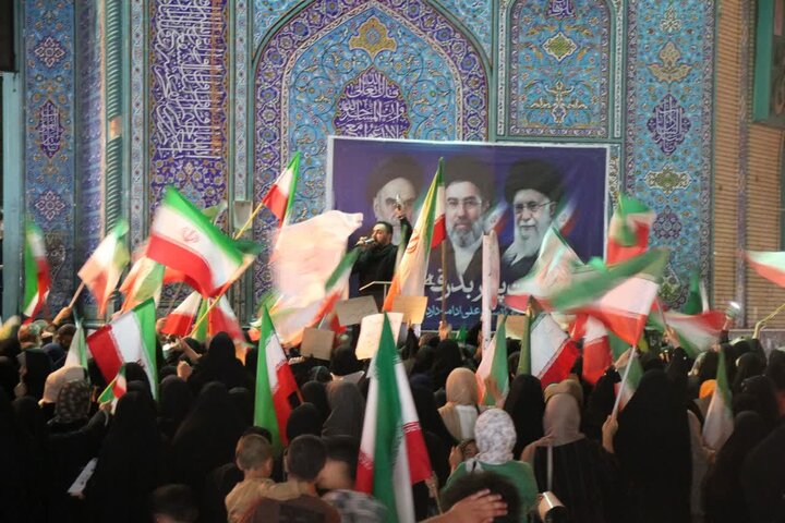 تصاویر/ پنجاه و هفتمین شب اجتماع مردمی در قرچک