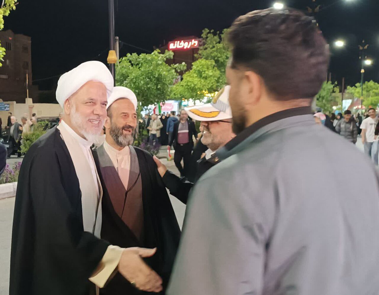 تصاویر/ اقامه نماز استغاثه امام زمان (عج) در ساوه
