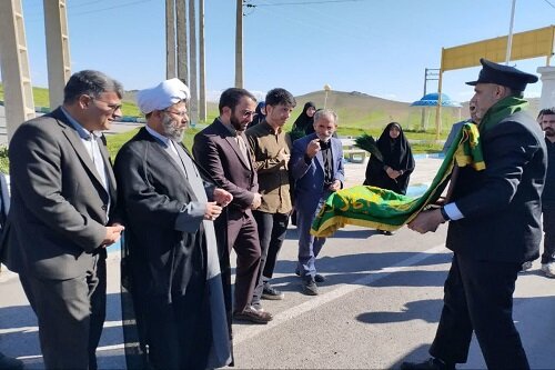 کاروان «خورشید» کنگاور را در عطر پرچم حرم رضوی غرق کرد + عکس
