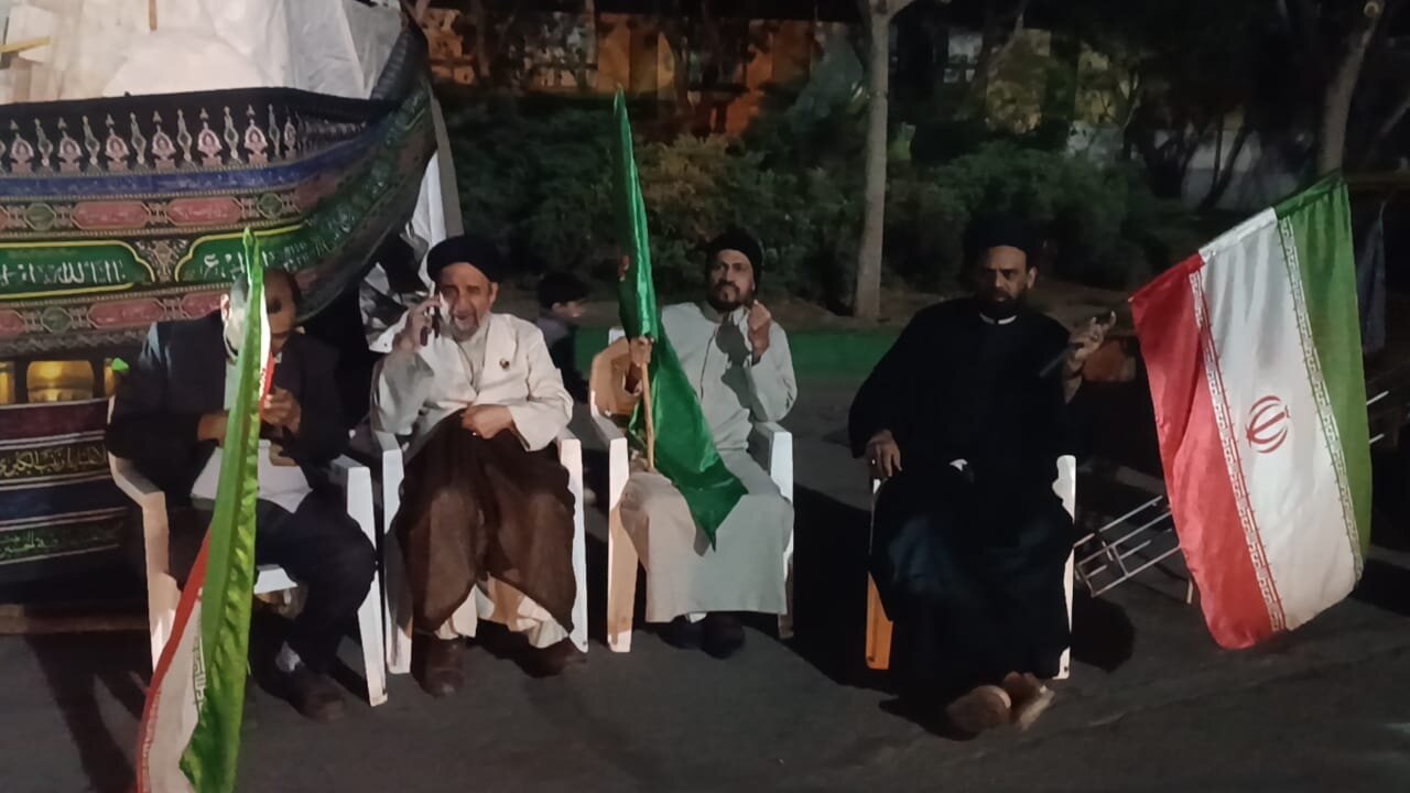 قم المقدسہ میں ہندوستانی طلاب کے 14 موکب ایرانی عوام کی خدمت میں مصروف، اخوت اور بے مثال یکجہتی کا تاریخی منظر