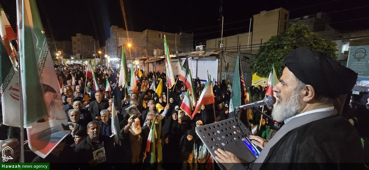 دشمنان دین، دشمنان انسانیت‌ هستند