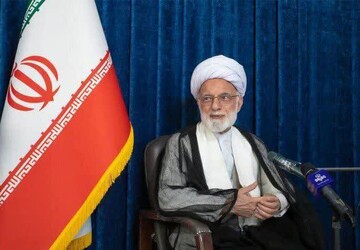 ملت ایران با وحدت و توکل راه صدساله را به سرعت خواهد پیمود