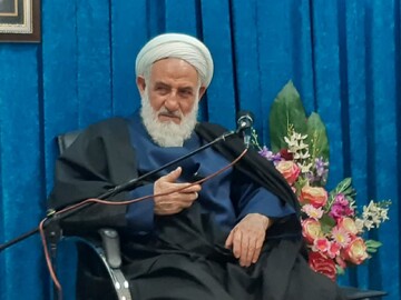 شهید آیت الله سلیمانی در اوج مظلومیت و غربت، جام شهادت را نوشید