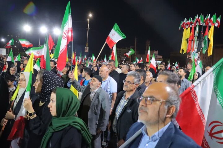 تصاویر/ تجمع باشکوه مردم اسلامشهر در شب پنجاه و ششم
