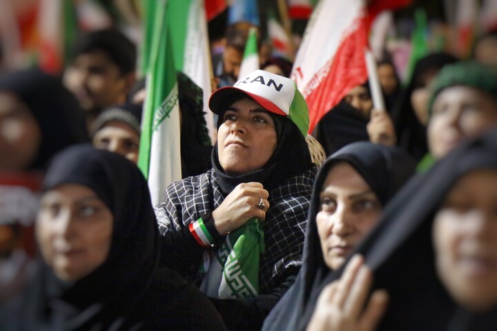 تصاویر/ حضور کرمانی ها به همراه حجت الاسلام راجی در شب پنجاه و ششم