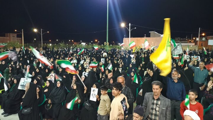 تصاویر/حضور کاروان زیر سایه خورشیددر تجمع مردمی شهر ابوزیدآباد