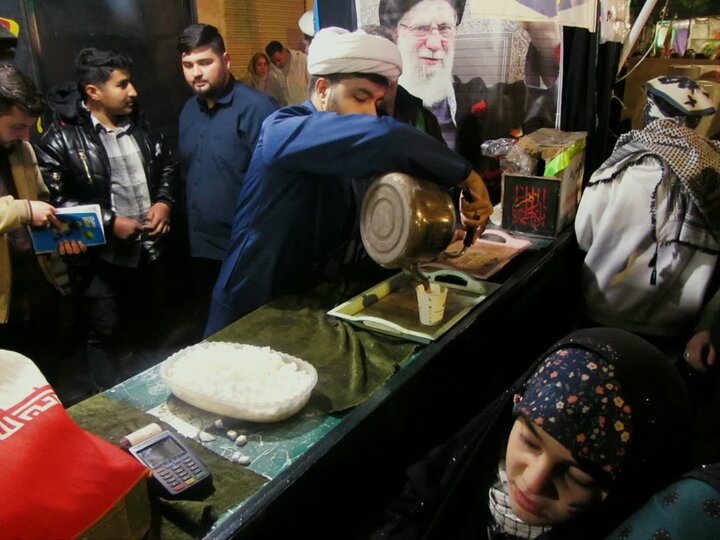 تصاویر/ استمرار فعالیت های جهادی طلاب میاندوآب در جنگ رمضان