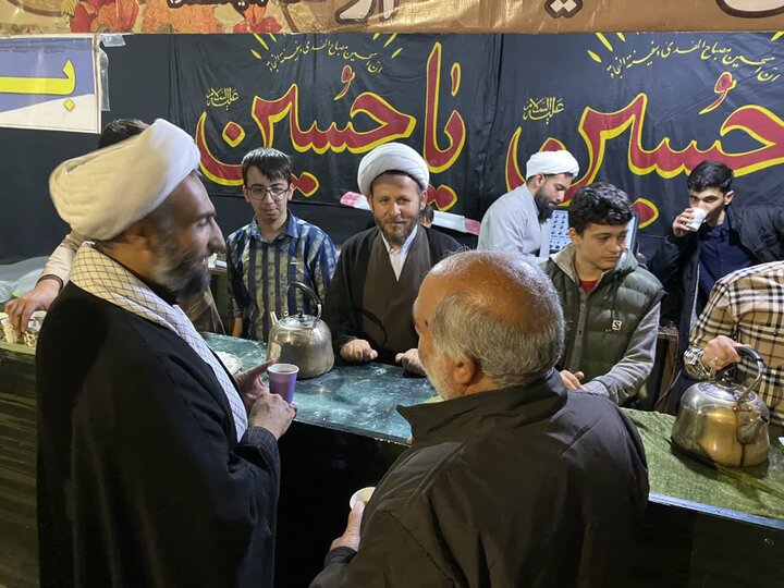 تصاویر/ استمرار فعالیت های جهادی طلاب میاندوآب در جنگ رمضان