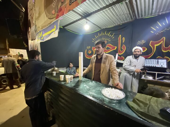 تصاویر/ استمرار فعالیت های جهادی طلاب میاندوآب در جنگ رمضان