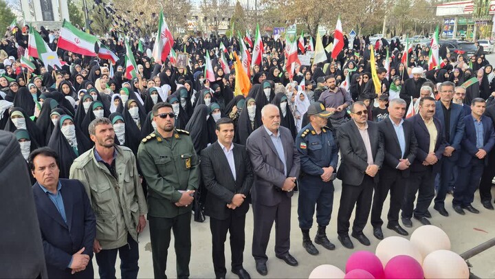 تصاویر /  رزمایش بزرگ «دختران جان‌فدا» در رزن