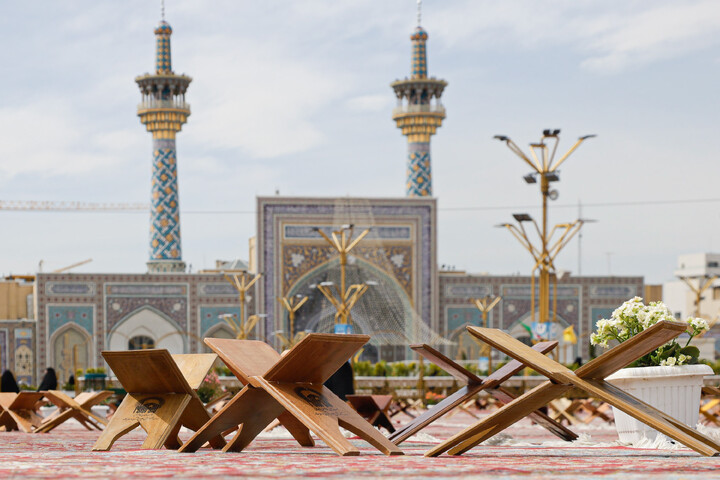 تصاویر/ محفل «فرشتگان مقاومت» در حرم رضوی
