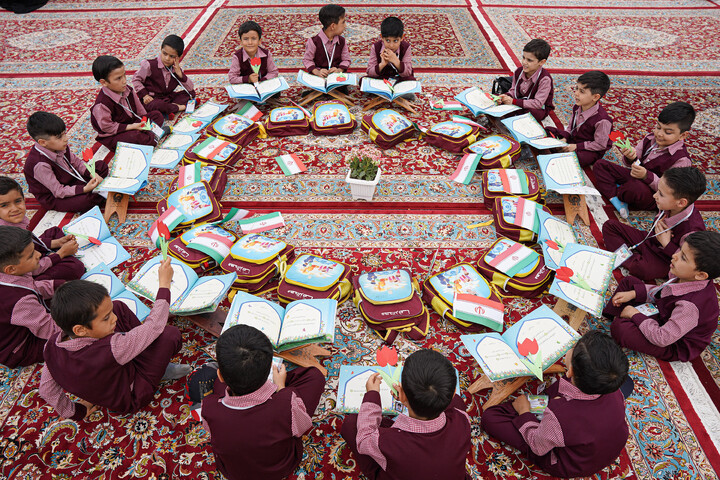 تصاویر/ محفل «فرشتگان مقاومت» در حرم رضوی