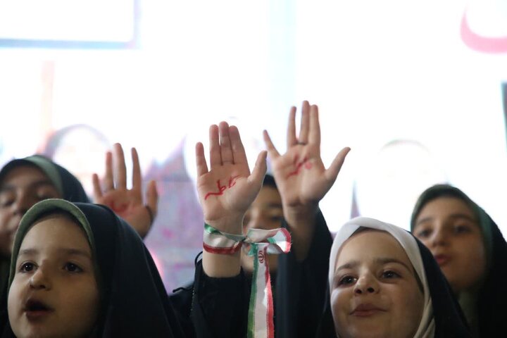 تصاویر/ پنجاه و ششمین شب؛ حضور خستگی‌ناپذیر مردم شهرستان ارومیه پای انقلاب
