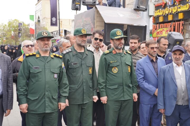 تصاویر | بدرقه باشکوه و تشییع پیکر شهید محرمعلی خالقی در زنجان