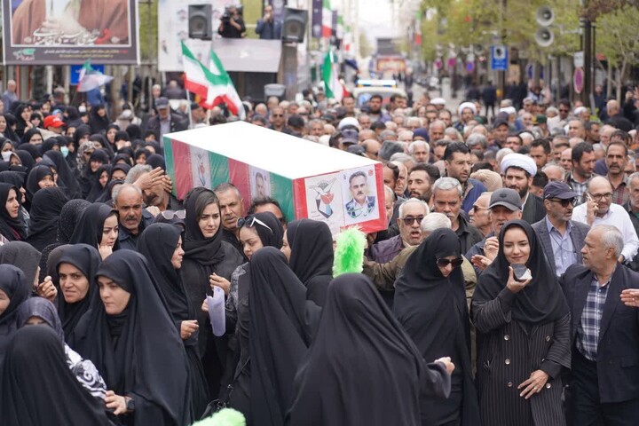 تصاویر | بدرقه باشکوه و تشییع پیکر شهید محرمعلی خالقی در زنجان